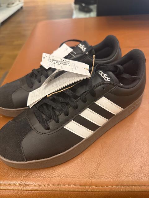 Sneaker Adidas