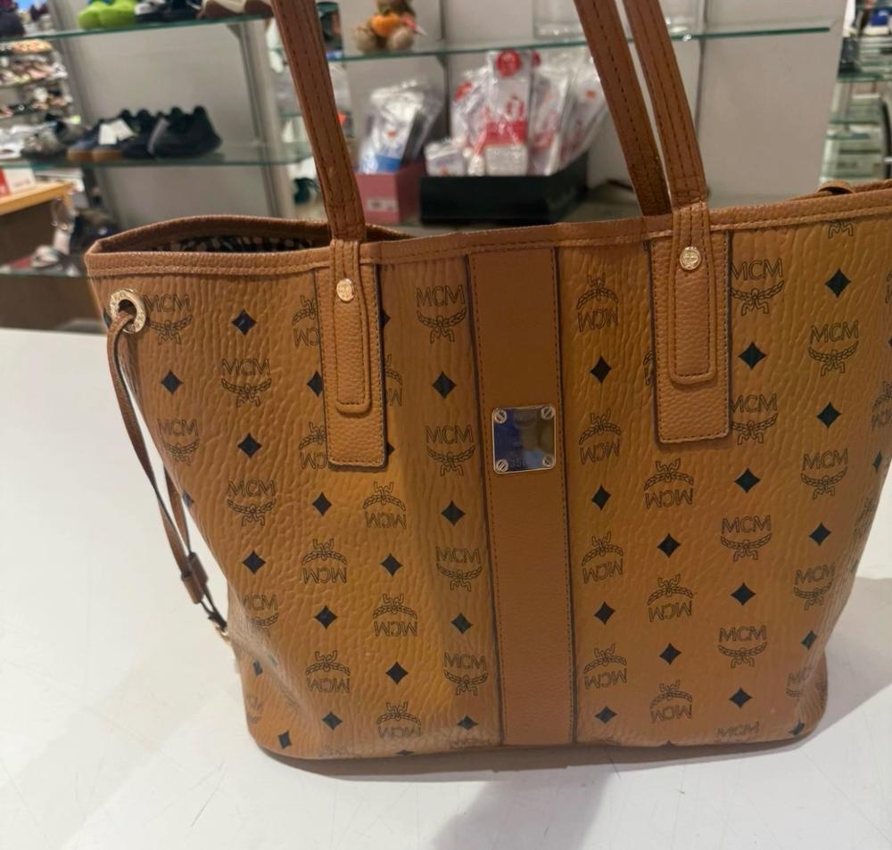 Handtasche