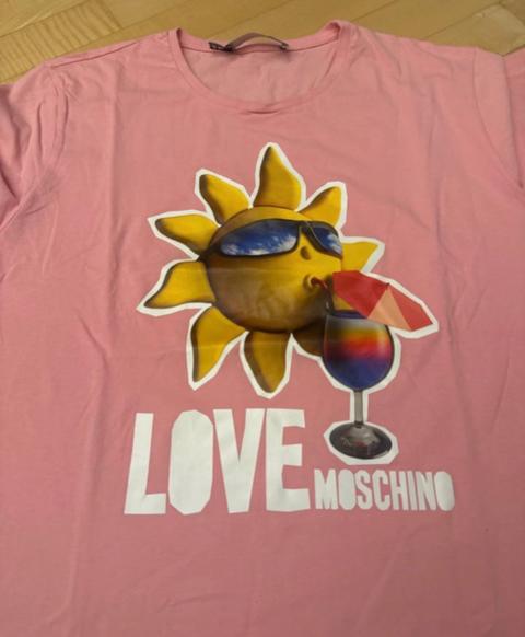 Original Love Moschino T-Shirt – Größe 38, Rosa mit großem