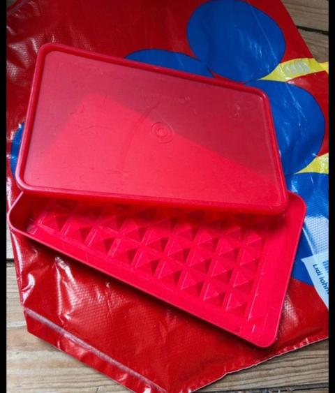 Tupperware Tupperware