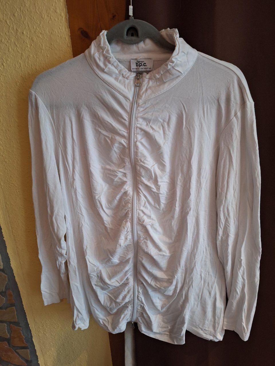 b.p.c. Damen Jersey Jacke mit Raffung vorne Weiß Gr. 44/46 Size L