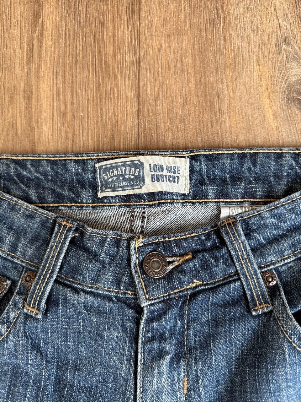 Levis Vintage Low waist Bootcut Levis Jeans Size S