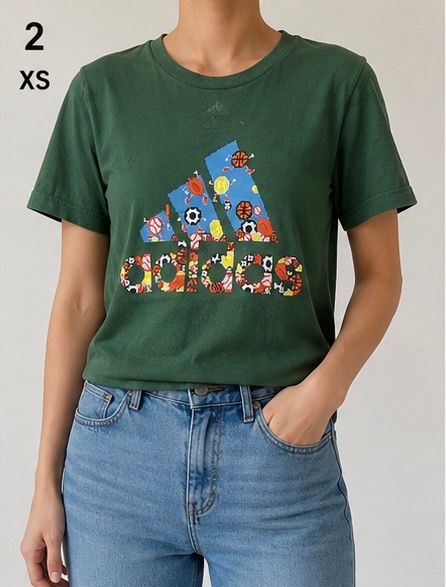 Adidas Adidas T-Shirt XS – Bälle-Print – Sportlich & Vintage-Look Size XS