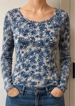 Gina Gina Langarmshirt mit Blumenmuster in Blau, Größe S Size 36