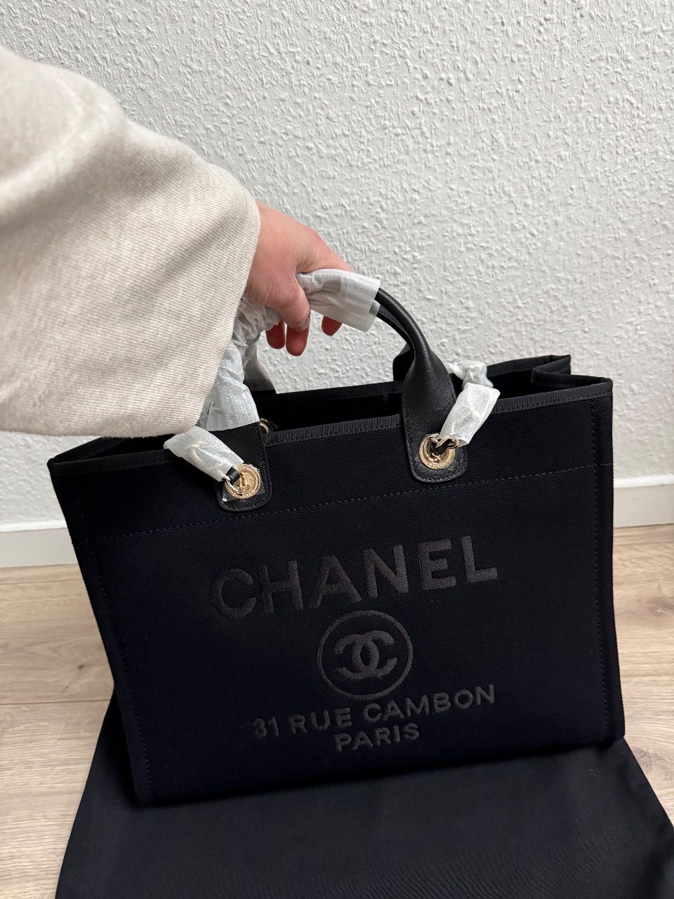Chanel Chanel Deauville Tasche Size 35