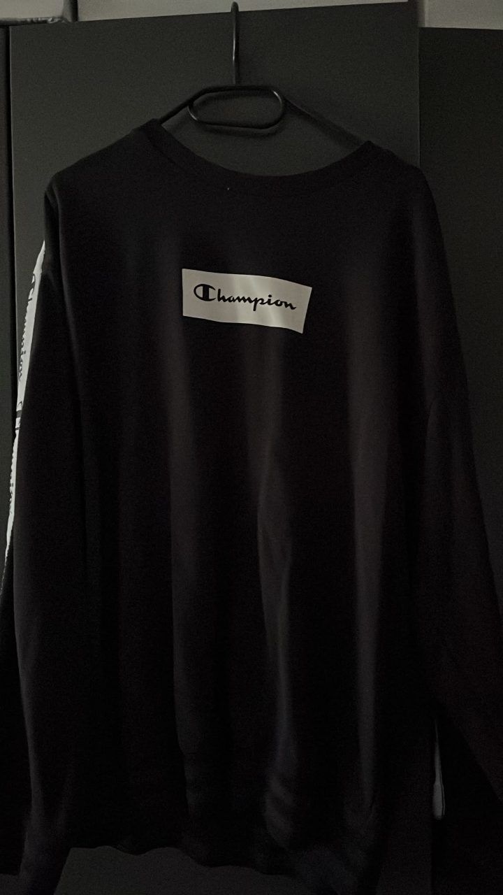 Champion  Champion Pulli Size XL