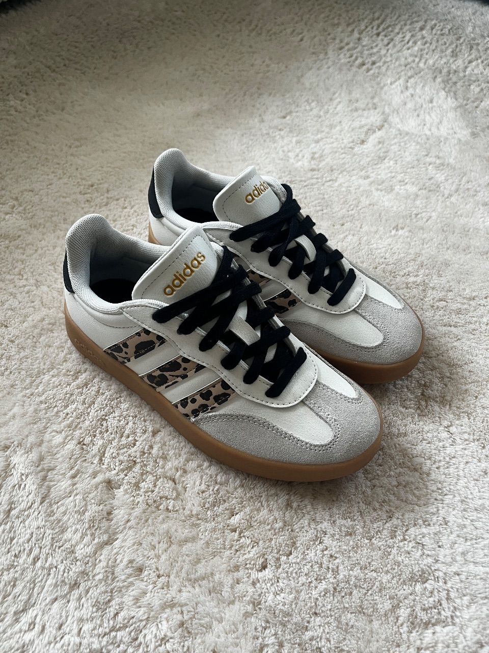 Adidas Leo Adidas Sneaker  Size 36 2/3