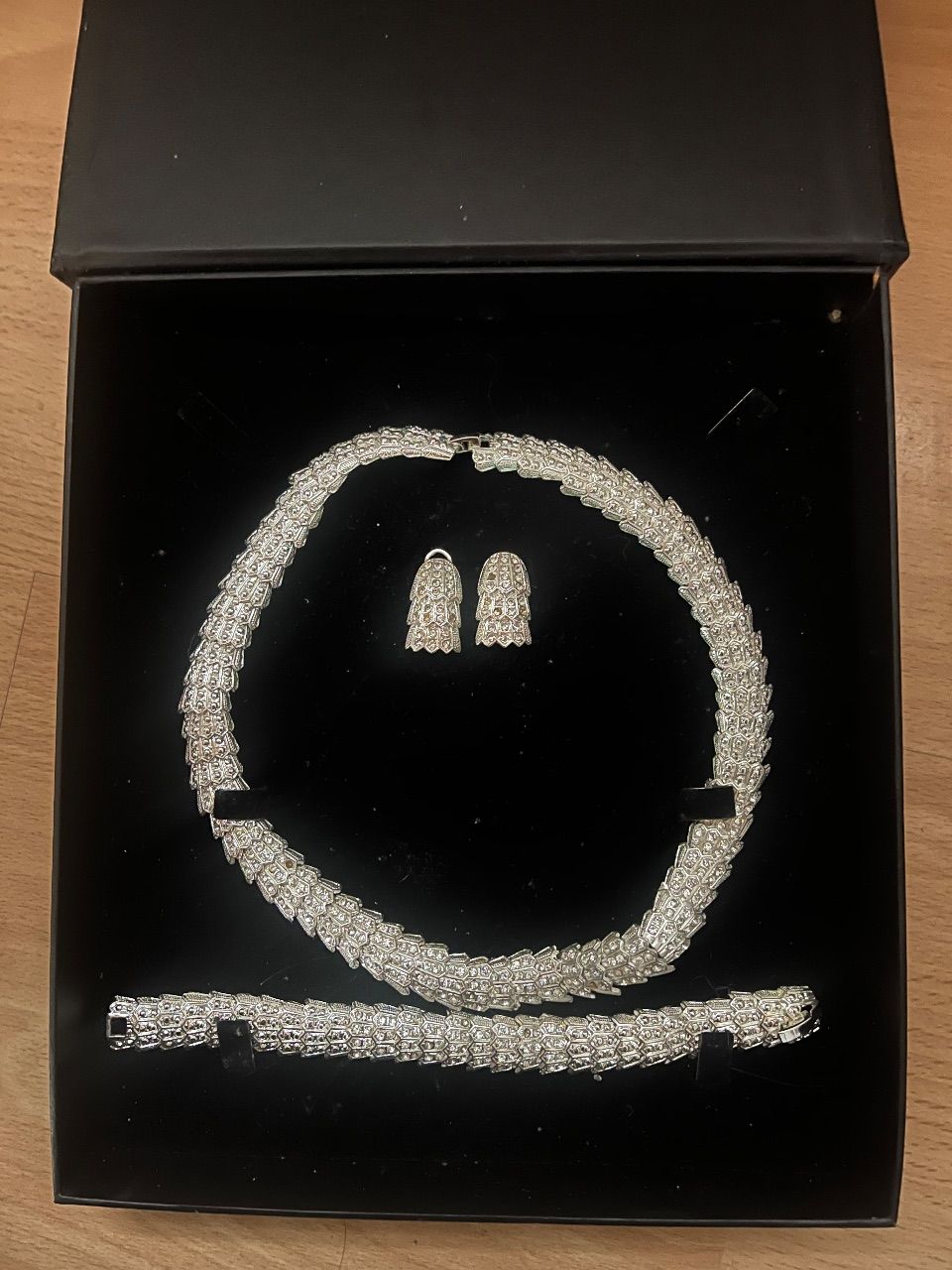 elegantes Schmuckset 