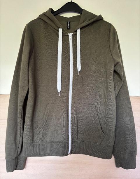 New Yorker Sweatshirtjacke | Kapuzenjacke | Hoodie mit Zip Khakigrün Size M