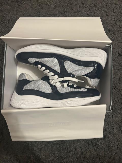Prada Prada Cups Size 44
