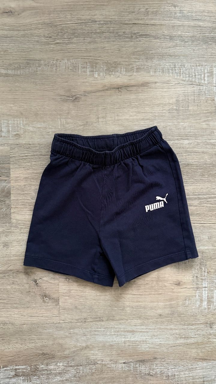 Puma  Dunkelblaue Shorts  Size 104