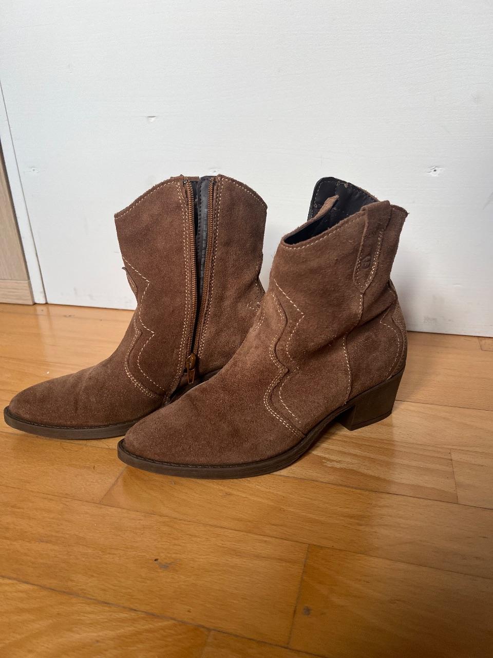 Schöne braune Cowboy-/Western-Boots