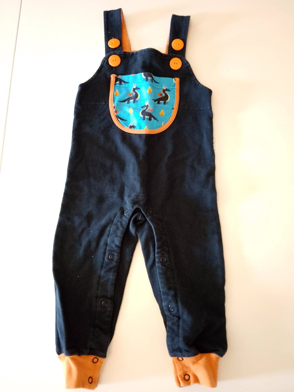 Babauba  Babauba | Latzhose / Strampler | Drachen Schwarz Orange Türkis | 80 Size 80
