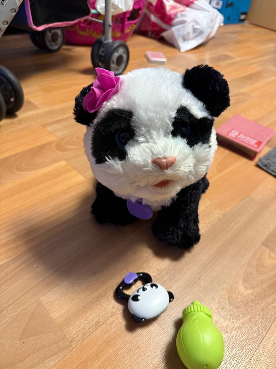 Fur real Panda