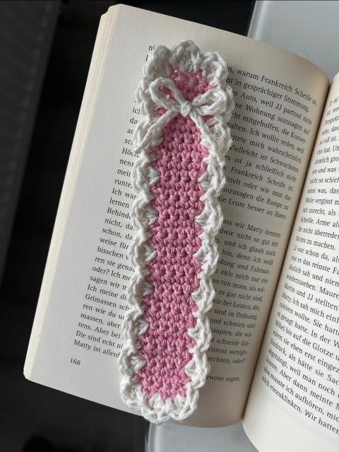 Handmade Gehäkeltes Lesezeichen