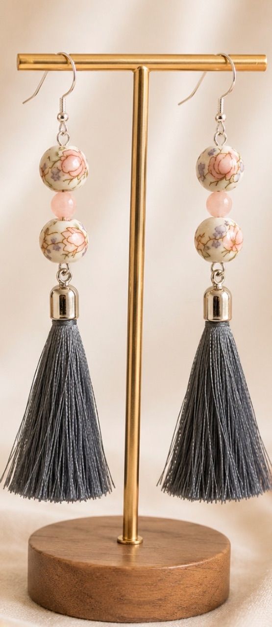 Handmade  Ohrschmuck dunkelgrau 
