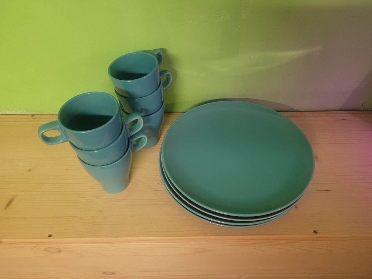IKEA Geschirr-Set Türkis – 6 Tassen + 4 Teller