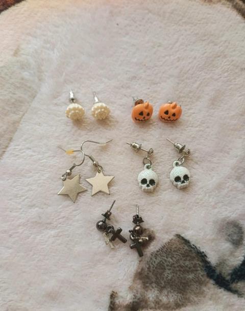 Halloween đź–¤Ohrringe Set (5 Paare) /Halloween / Gothic / Grunge (KĂĽrbis, Totenkopf, Sterne