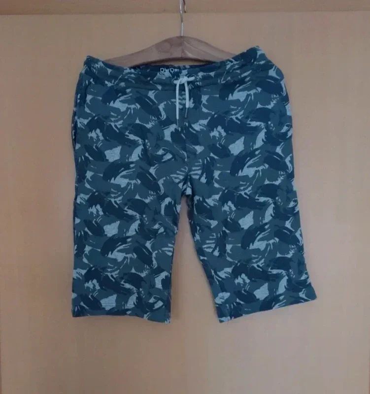 C&A Neue Camouflage Hose Gr.176 Size 176