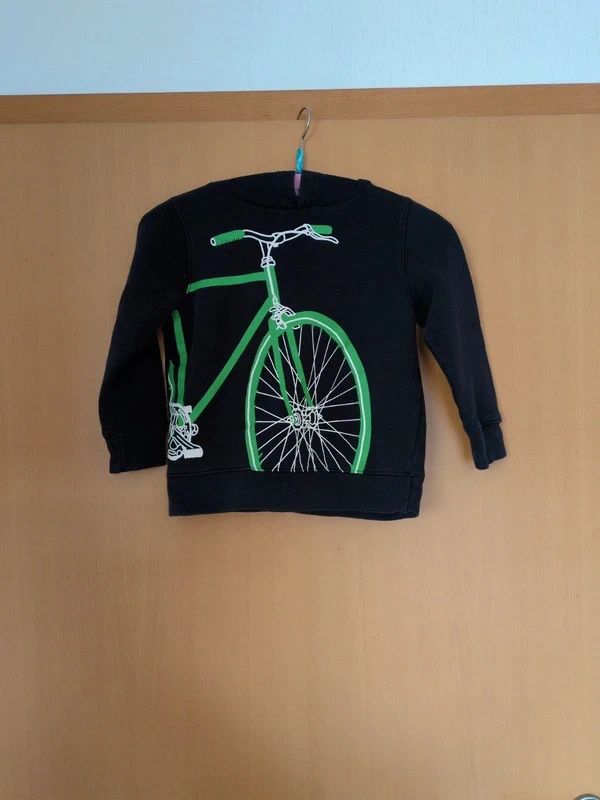 Palomino schwarzer Hoodie Gr.122 Size 122