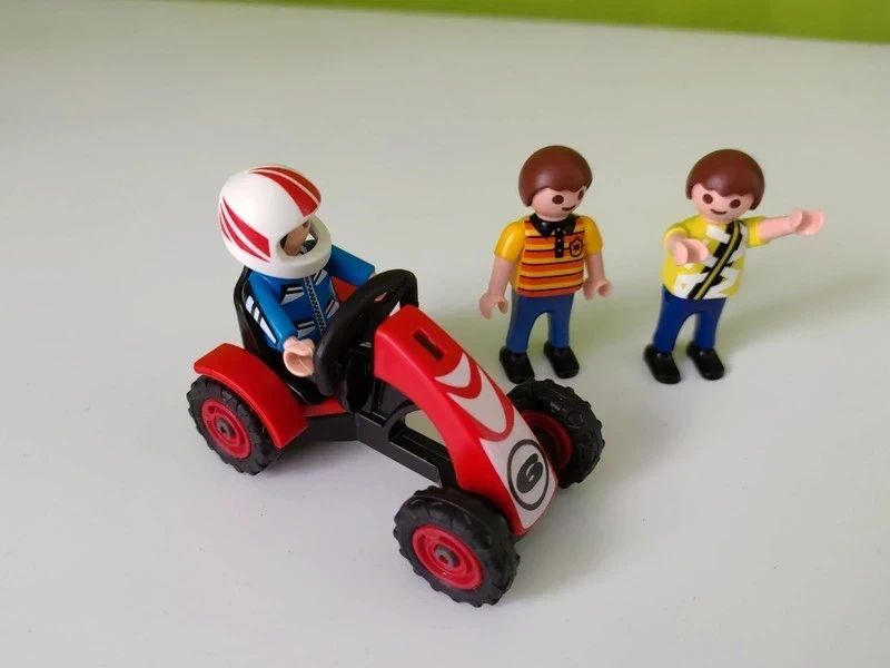 playmobil Rennwagen + 3 Figuren