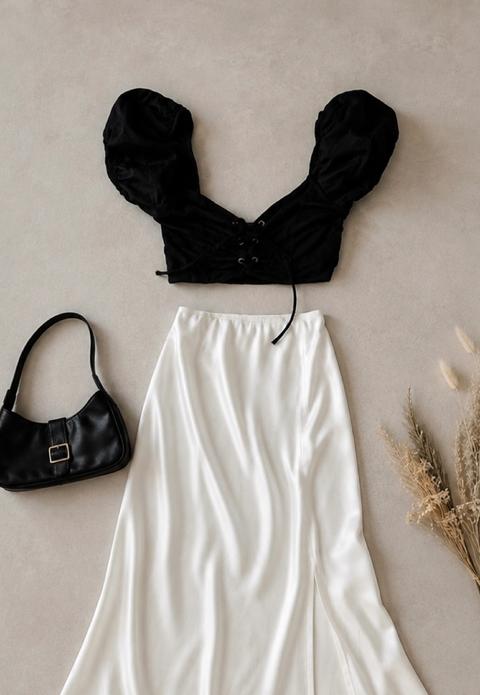 bershka Top, bauchfrei, Urlaub, Puffärmel, schwarz, Schnürung, Bershka, S , offshoulde Size S