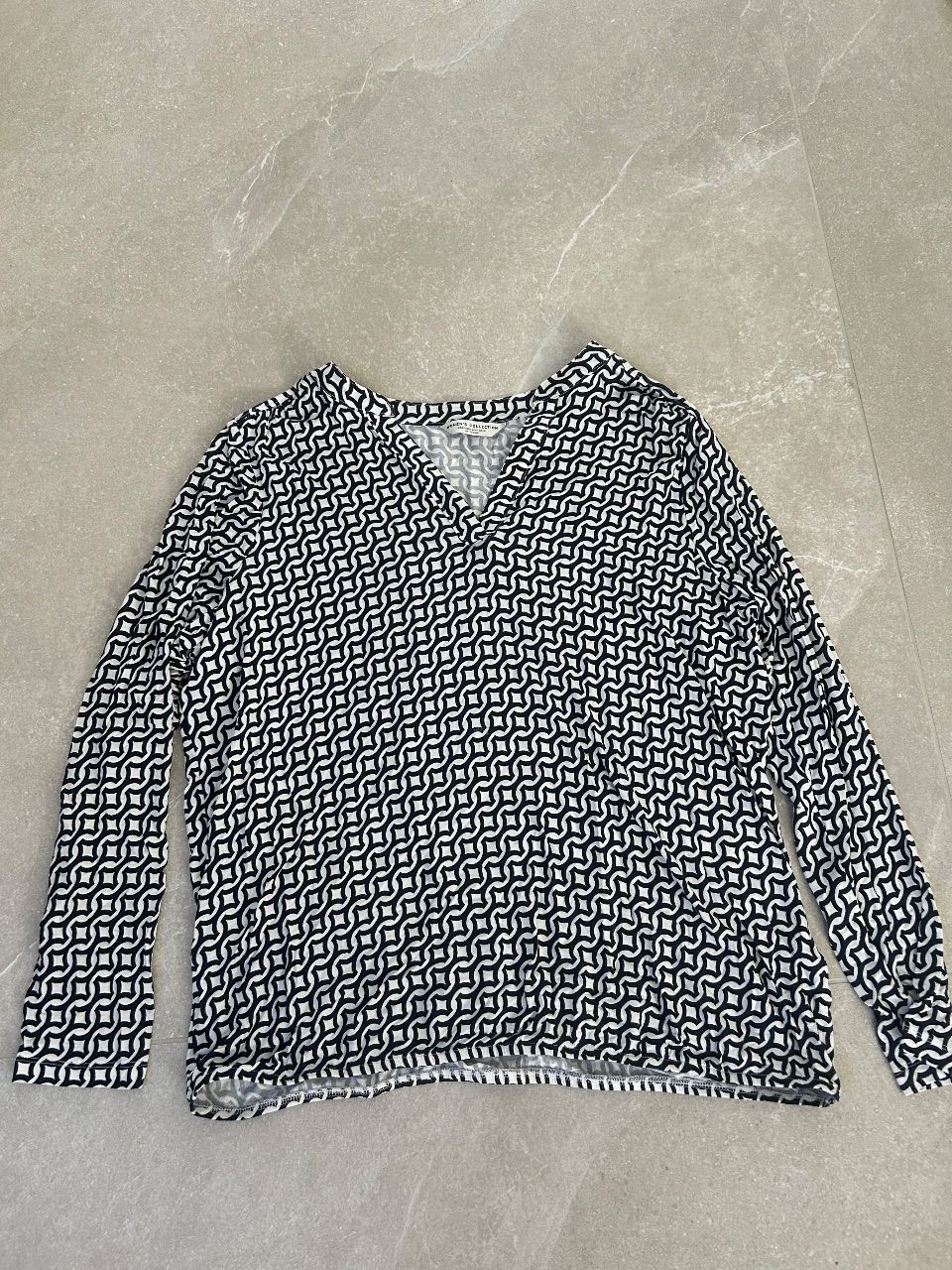 WOMEN Collection  Schwarz-weiße Bluse mit geometrischem Muster Size L