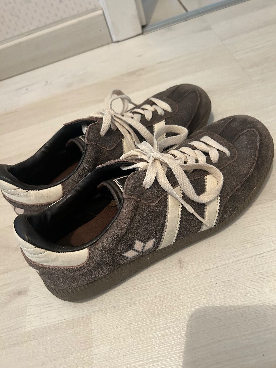 Lico  🤎 Braune Sneaker in Wildleder-Optik 🤎 Size 40