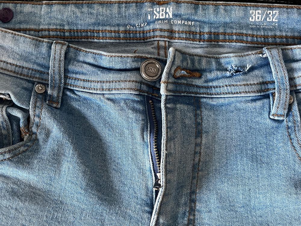 Herrenjeans F.SBN hellblau – Größe W36/L32 👖
