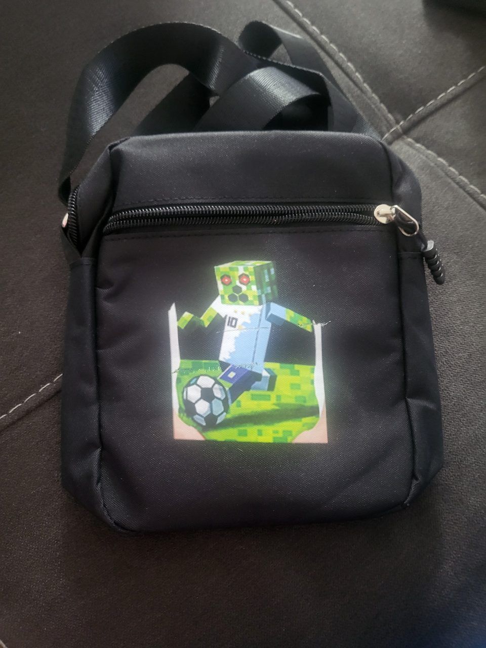 Keine  Kleine Tasche für Jungs neu 