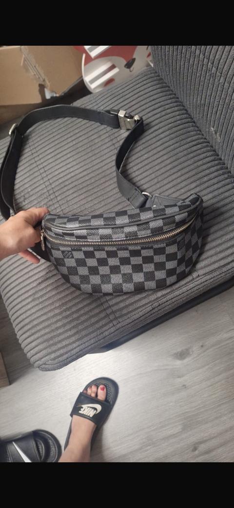 Louis Vuitton LV (nicht Original) bauchtasche