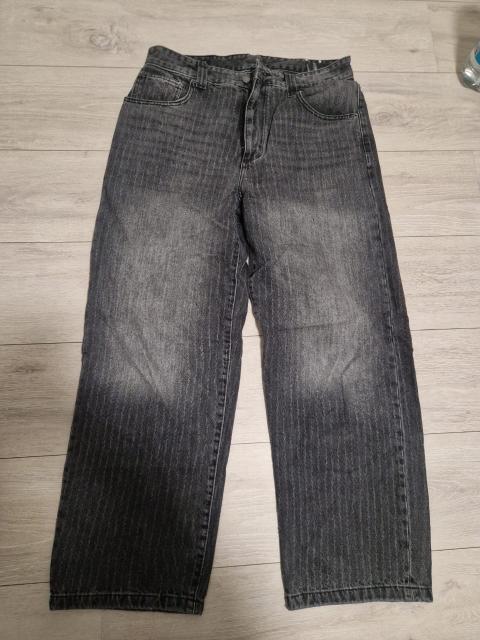 Pull&Bear Wide Leg / Baggy Jeans Schwarz-Grau gestreift (Gr. EUR 42 / USA 32)