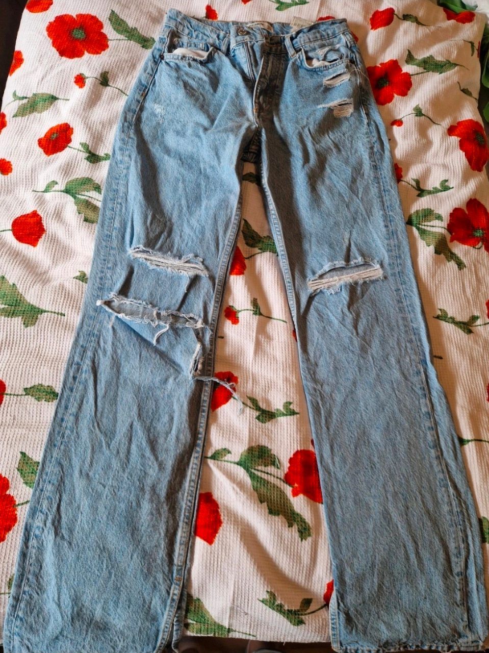 Pull bear Pull Bear Wide Leg Jeans mit Rissen Size S