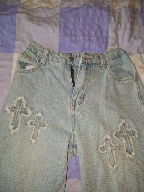 Shein Wide Leg Jeans hellblau mit Kreuz Applikationen Size 134