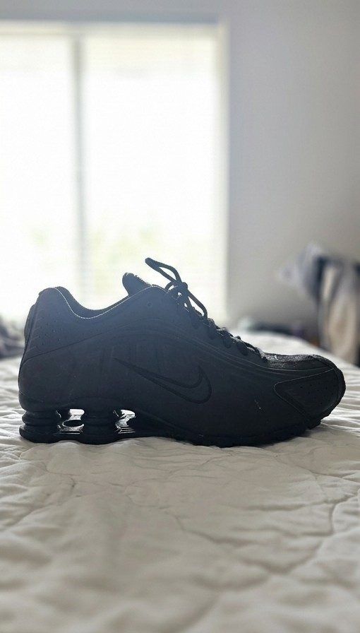 Nike Nike shox R4 schwarz 47 Size 47