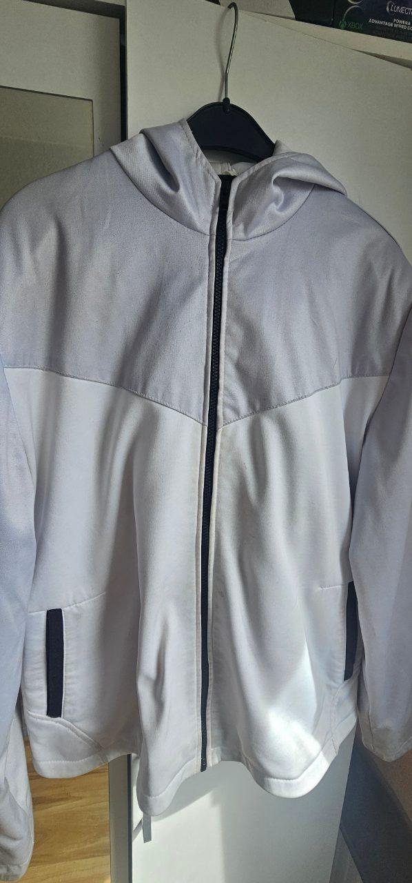 Nike tech Jacke (chishiya)