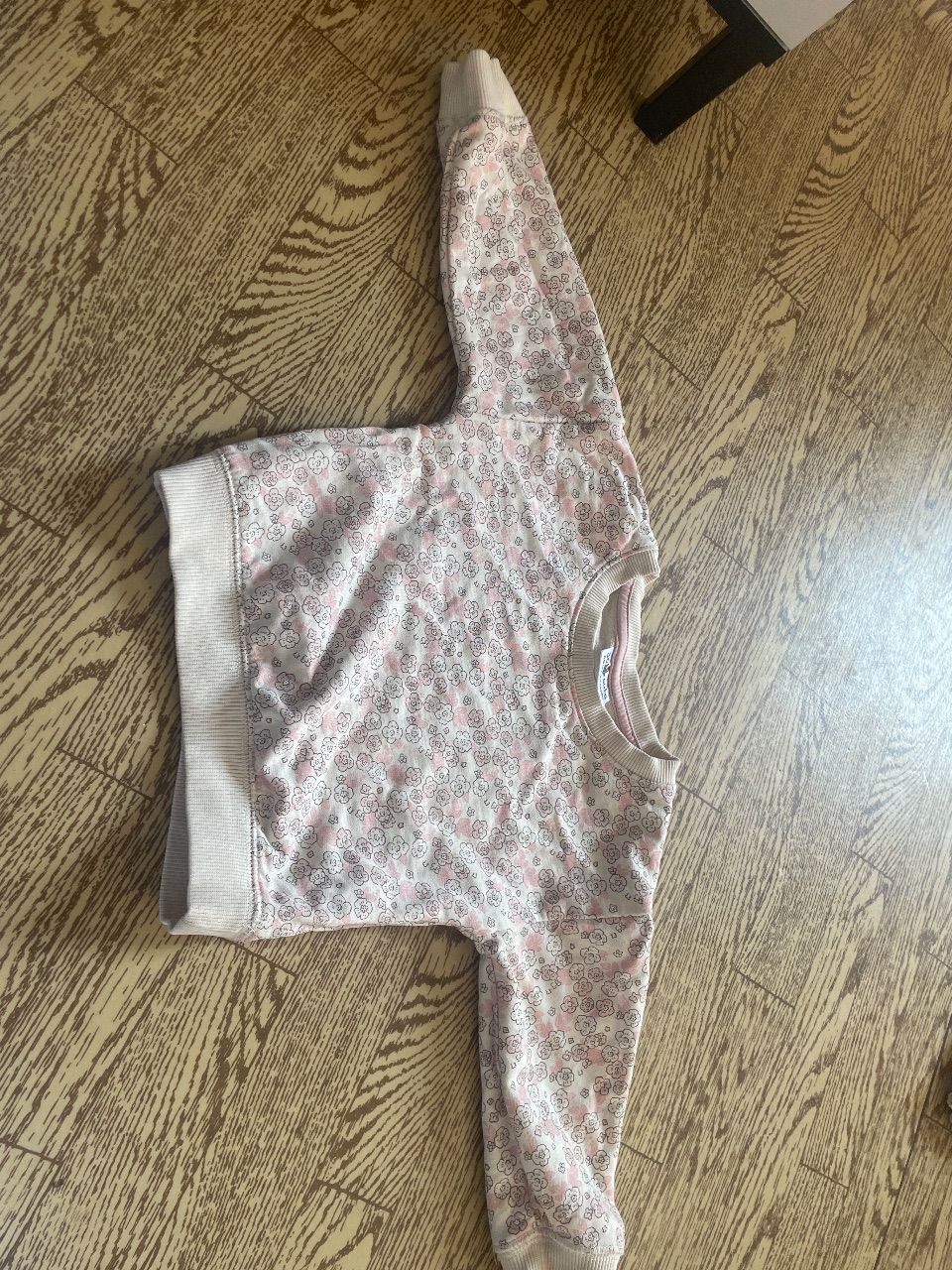 Pullover  Size 80