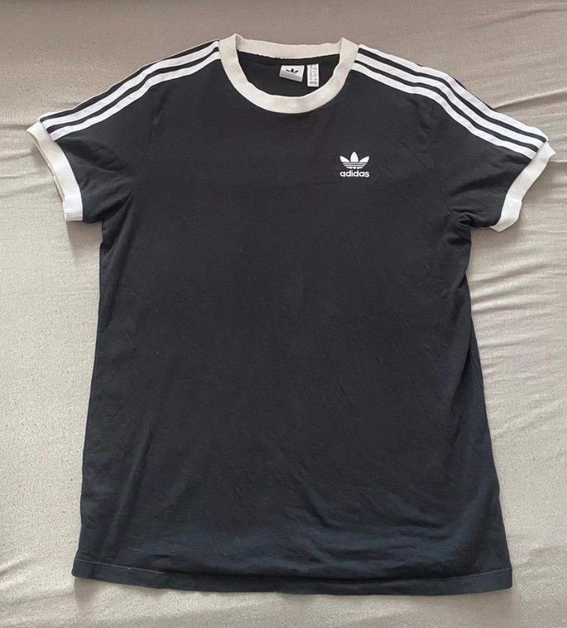 Schwarzes Adidas Tshirt