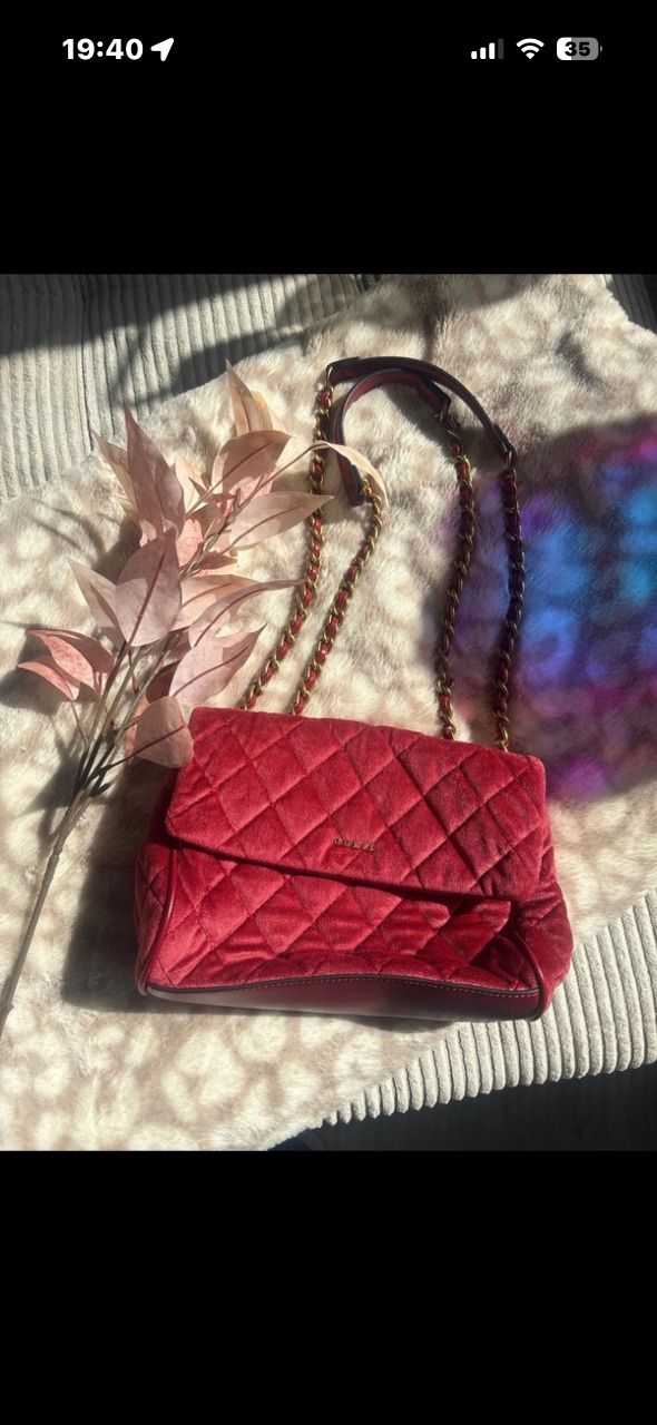 Guess Guess Tasche in rot 