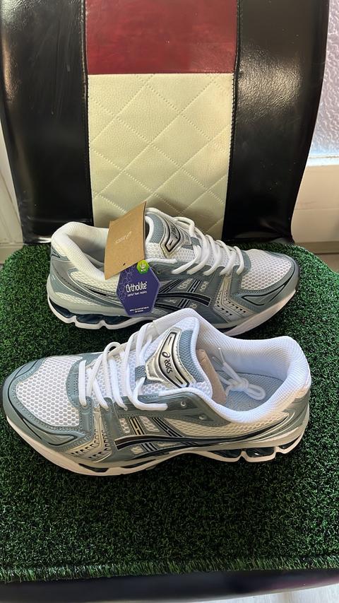 Asics ASICS Gel Kayano 14 Sneaker Blau – Größe 45 Size 45