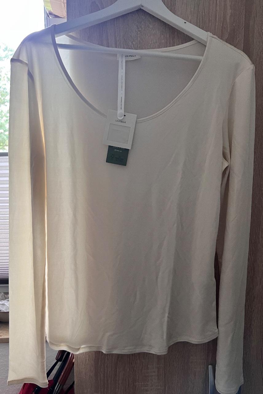 Lilysilk T-Shirt Top aus Mulberry Silk, Größe M, Neu