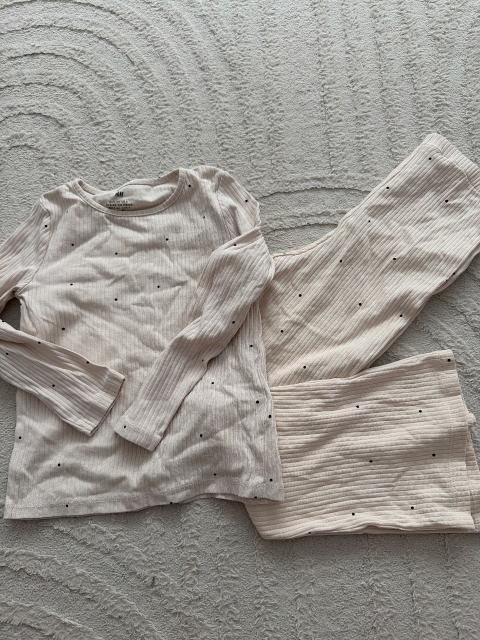H&m Zweiteiler langarm Size 110