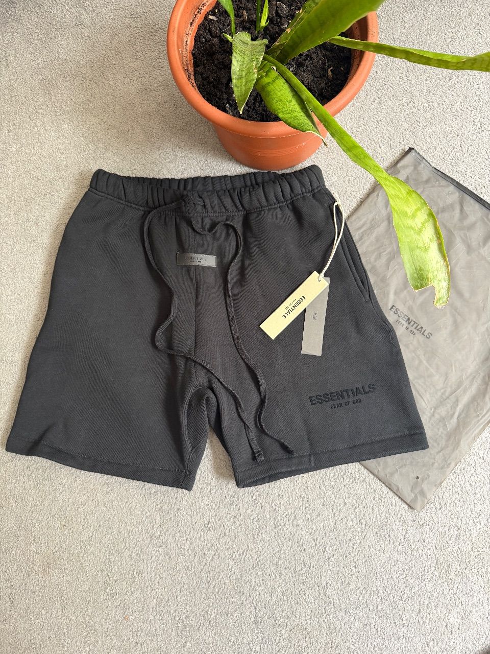 Essentials Essentials Fear of God Shorts Schwarz Größe M Neu mit Etikett Size M
