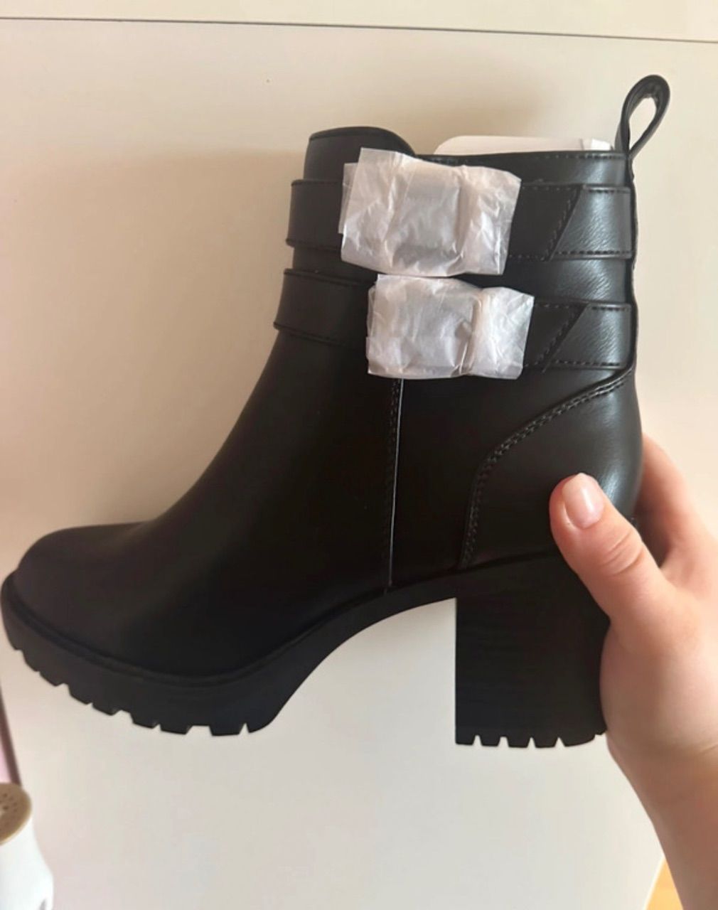 Only Boots Only Size 41