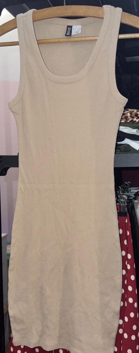 Kleid Size S