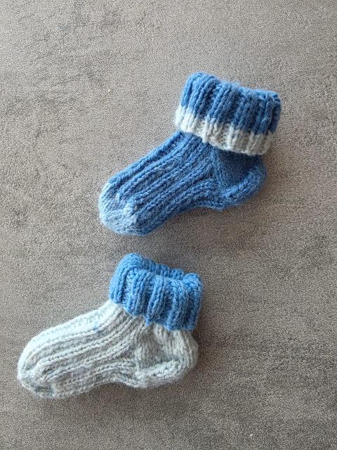 Handmade Stricksocken Baby