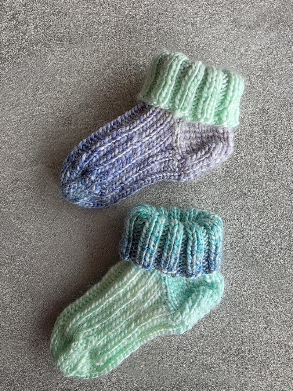 Handmade  Stricksocken Baby 