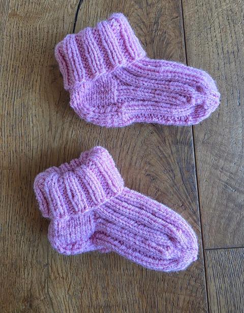 Handmade Stricksocken Baby
