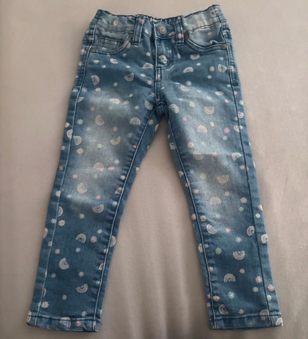 Infinity Kids Jeans mit Regenbogen Motiv Size 98