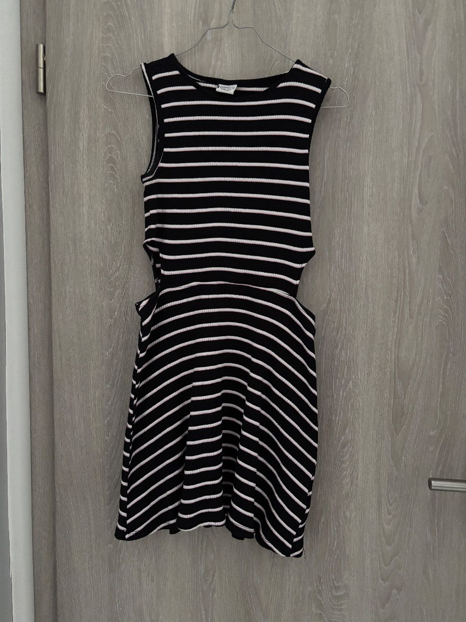Page one young Mädchen Sommerkleid mit Cut-outs  Size 158